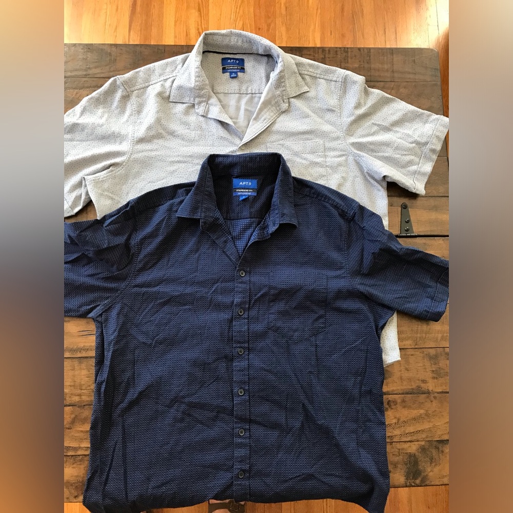 Apt.9 Untucked Fit Mens Button down lot of 2 shirts size XL Mint